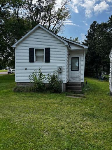 106 W 2nd Street S, Truman, MN 56088