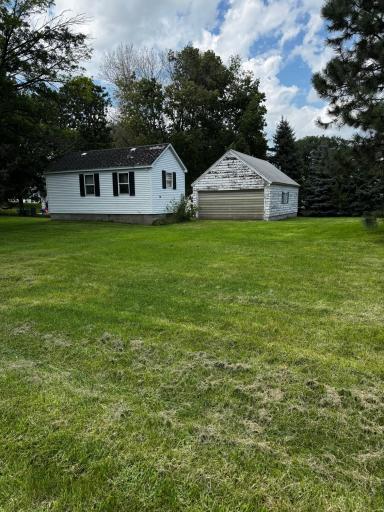106 W 2nd Street S, Truman, MN 56088