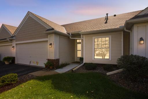 5832 Prairie Ridge Drive, Saint Paul, MN 55126