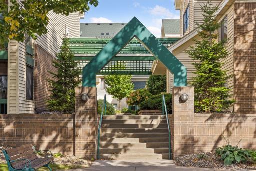 7605 Edinborough Way, 6215, Minneapolis, MN 55435