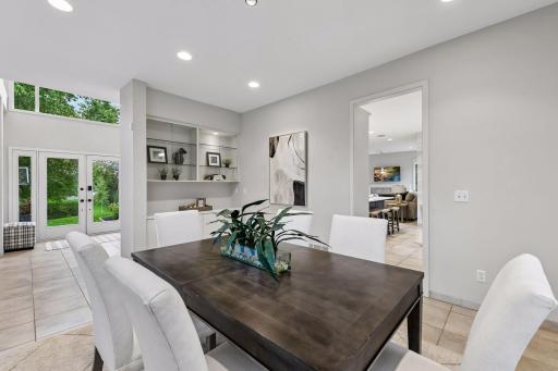 2323 Huntington Point Road W, Wayzata, MN 55391
