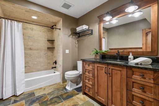 2323 Huntington Point Road W, Wayzata, MN 55391
