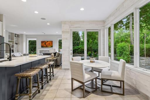 2323 Huntington Point Road W, Wayzata, MN 55391