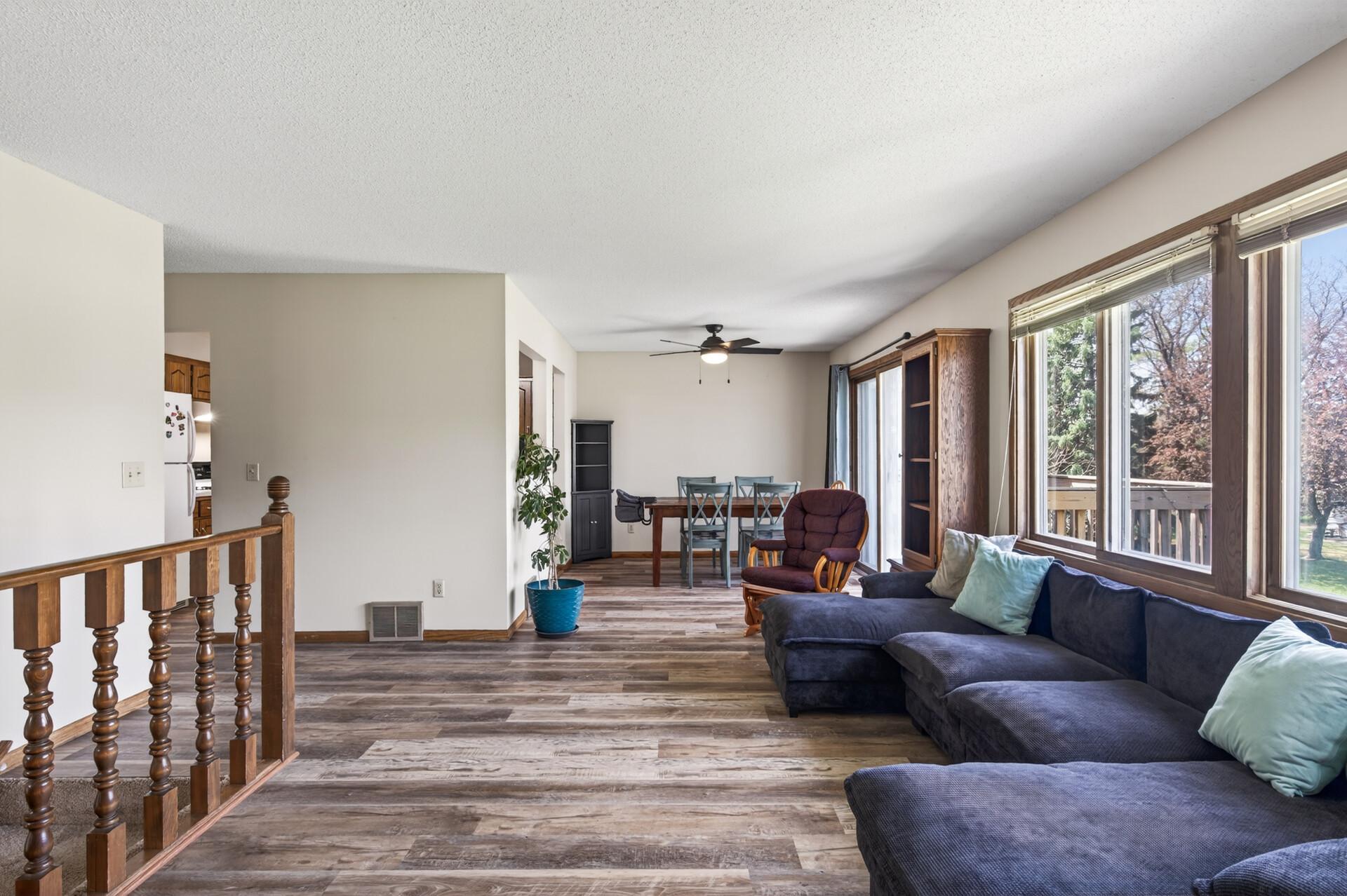 Great flow into the dining area
