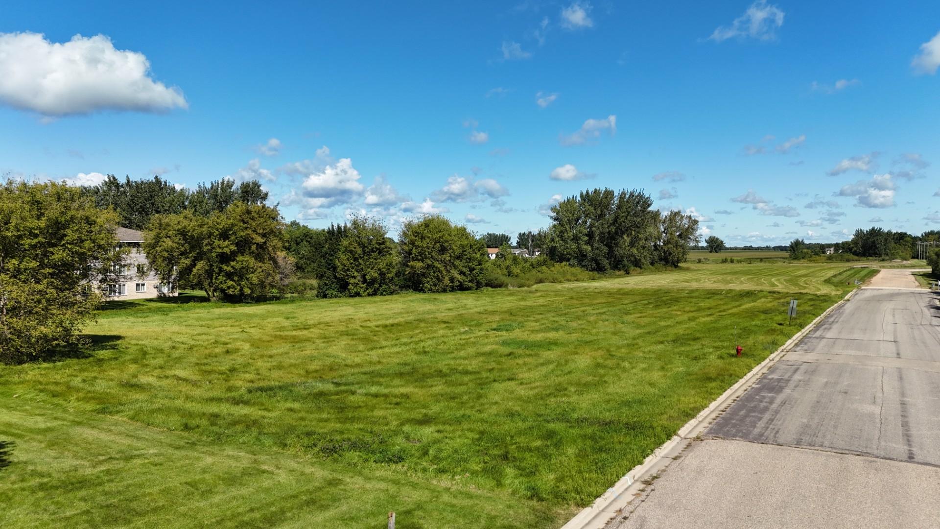 1801 Pryor Ave N thumbnail_DJI_20250907111429_0197_D.jpg