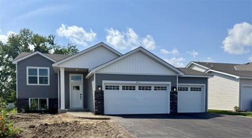815 Erickson Lane, Buffalo, MN 55313