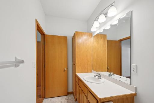 17-web-or-mls-Wyldwood Ln-S1809-027.jpg