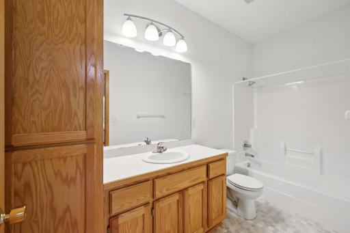 16-web-or-mls-Wyldwood Ln-S1809-025.jpg