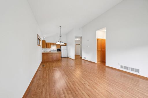 35-web-or-mls-Wyldwood Ln-S1809-014.jpg