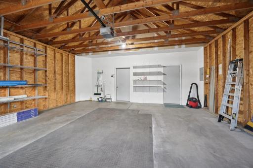 26-web-or-mls-Wyldwood Ln-S1809-033.jpg