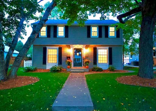 1857 Ford Parkway, Saint Paul, MN 55116