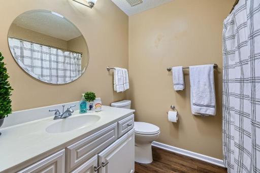 1604 121st Circle NW, Minneapolis, MN 55448