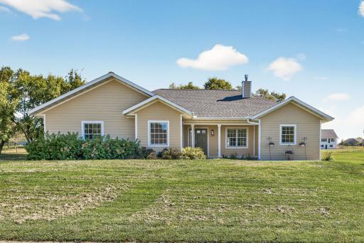 Welcome to 325 Trailstone Dr SW, Cokato MN