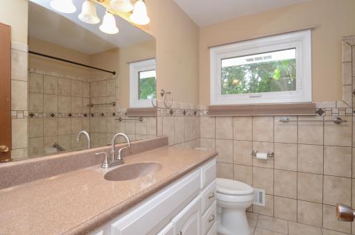 1651 Sioux Boulevard, Saint Paul, MN 55112