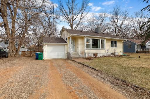 25780 Smithtown Road, Excelsior, MN 55331