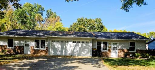 702 26th Avenue SW, Willmar, MN 56201
