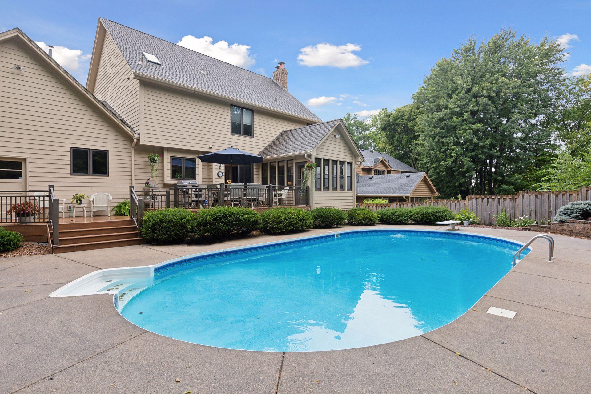 Updated pool equipment: pump, heater, liner & skimmer