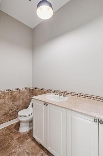 6314 Mcintyre Point, Minneapolis, MN 55439