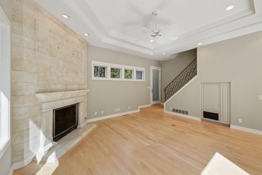 6314 Mcintyre Point, Minneapolis, MN 55439