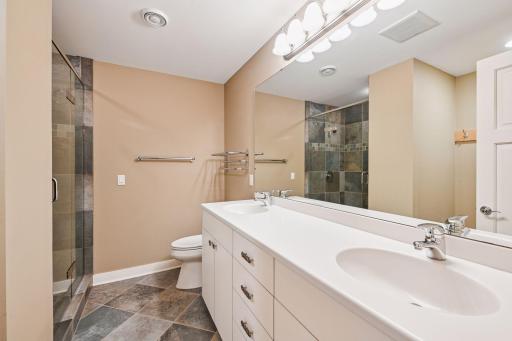 6314 Mcintyre Point, Minneapolis, MN 55439