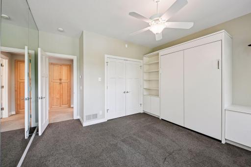 6314 Mcintyre Point, Minneapolis, MN 55439