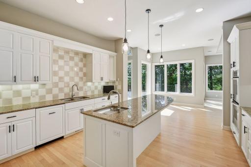 6314 Mcintyre Point, Minneapolis, MN 55439