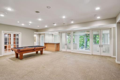 6314 Mcintyre Point, Minneapolis, MN 55439