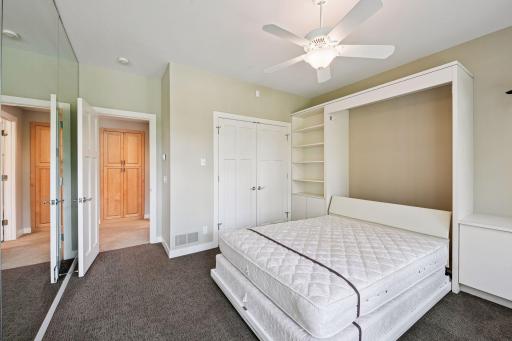 6314 Mcintyre Point, Minneapolis, MN 55439