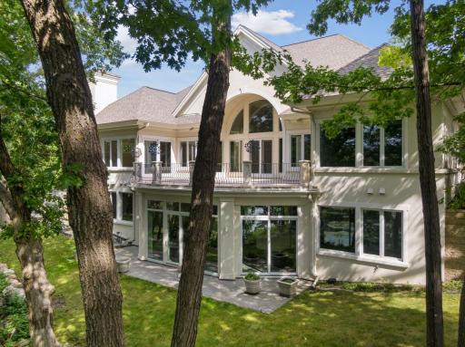 6314 Mcintyre Point, Minneapolis, MN 55439