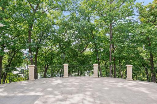 6314 Mcintyre Point, Minneapolis, MN 55439