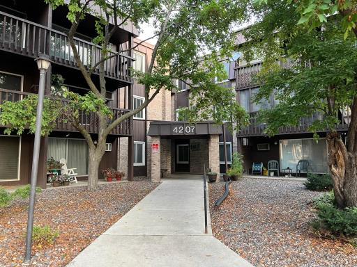 4207 Lakeside Avenue N, 340, Minneapolis, MN 55429