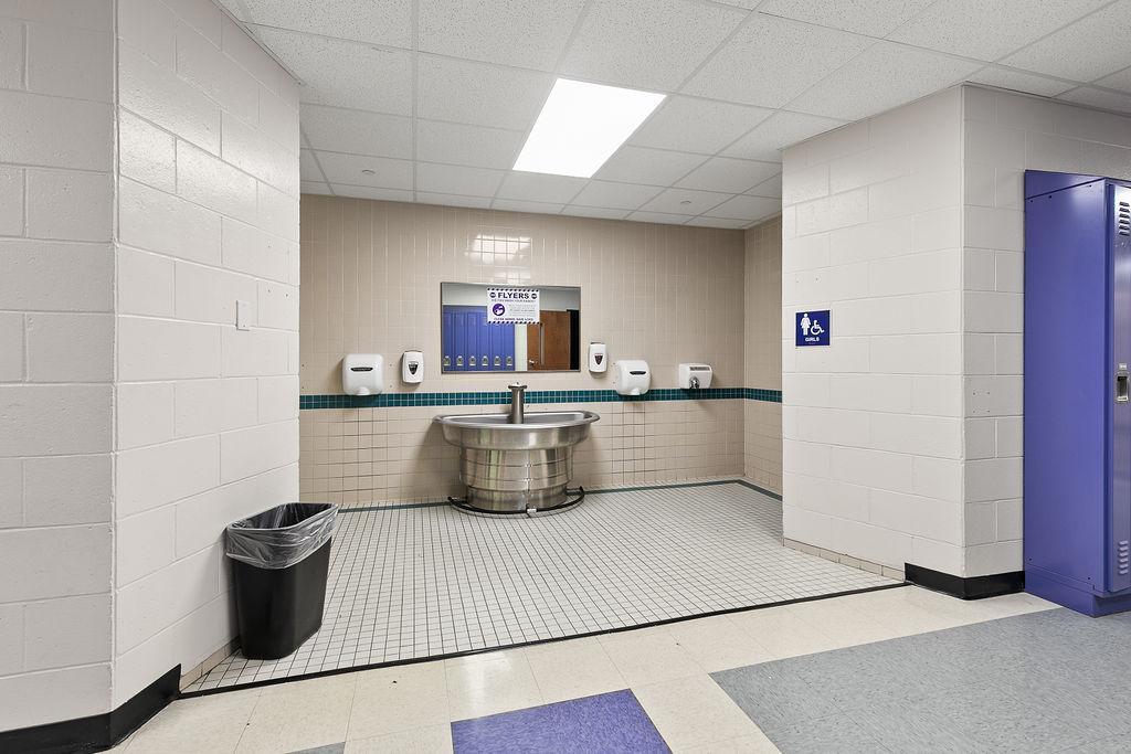 common wash bay at second set of common bathrooms