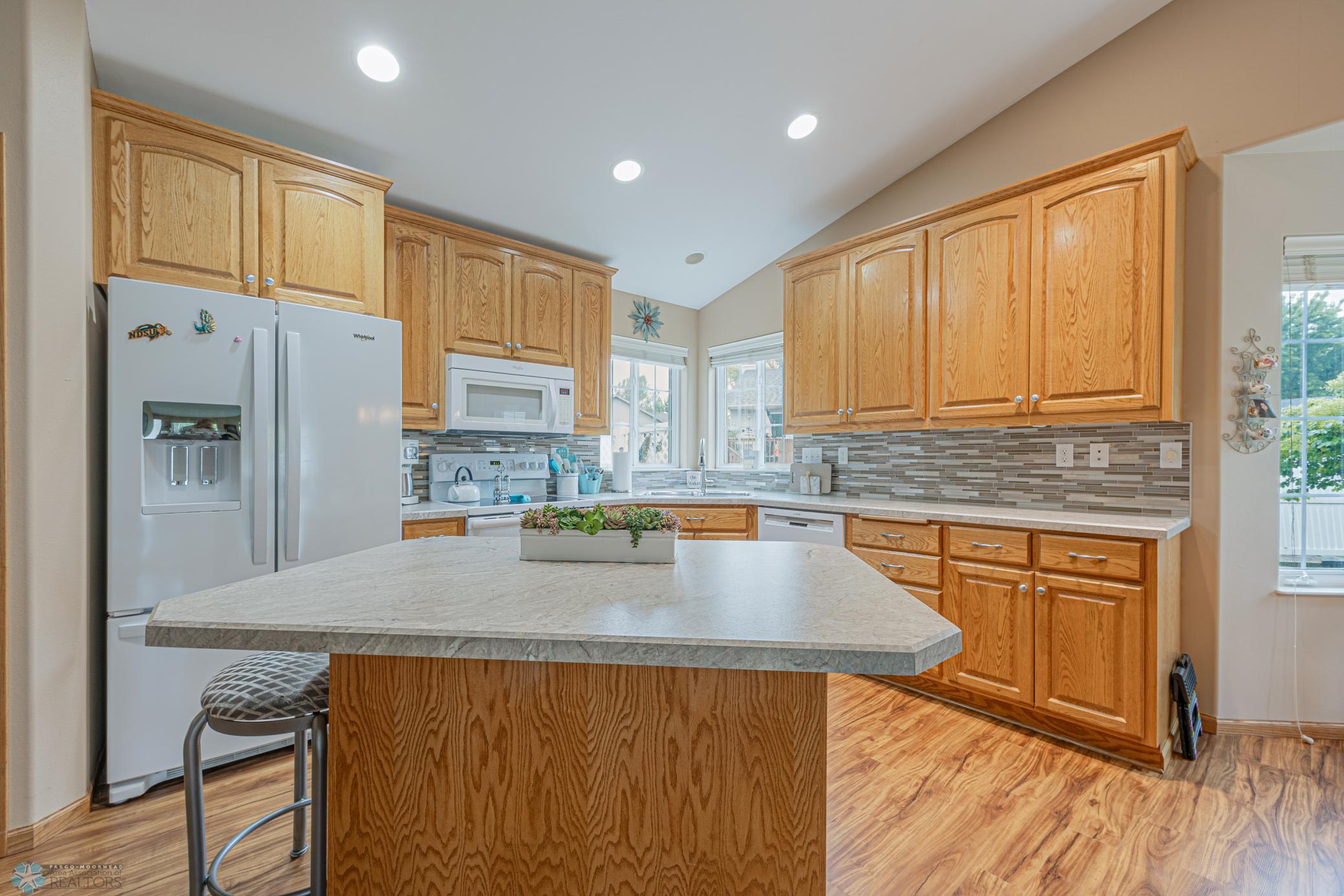 1312 34th Street Cir S, Moorhead, MN 56560-14.jpg