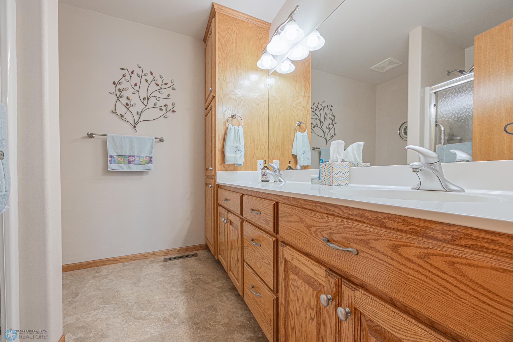 1312 34th Street Cir S, Moorhead, MN 56560-12 (1).jpg