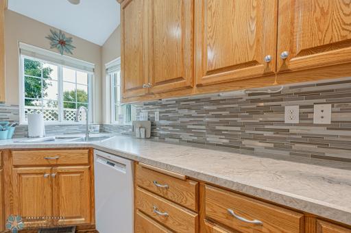 1312 34th Street Cir S, Moorhead, MN 56560-16.jpg