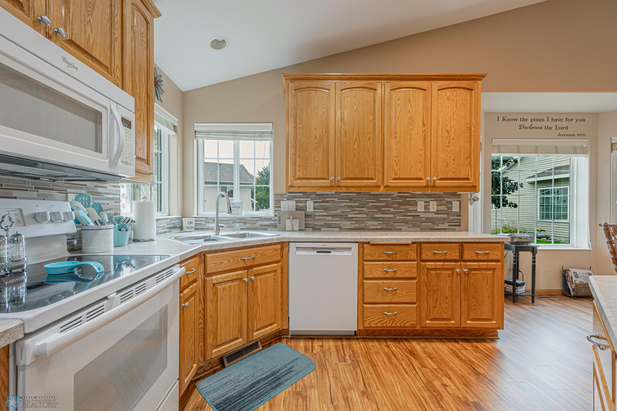 1312 34th Street Cir S, Moorhead, MN 56560-17.jpg