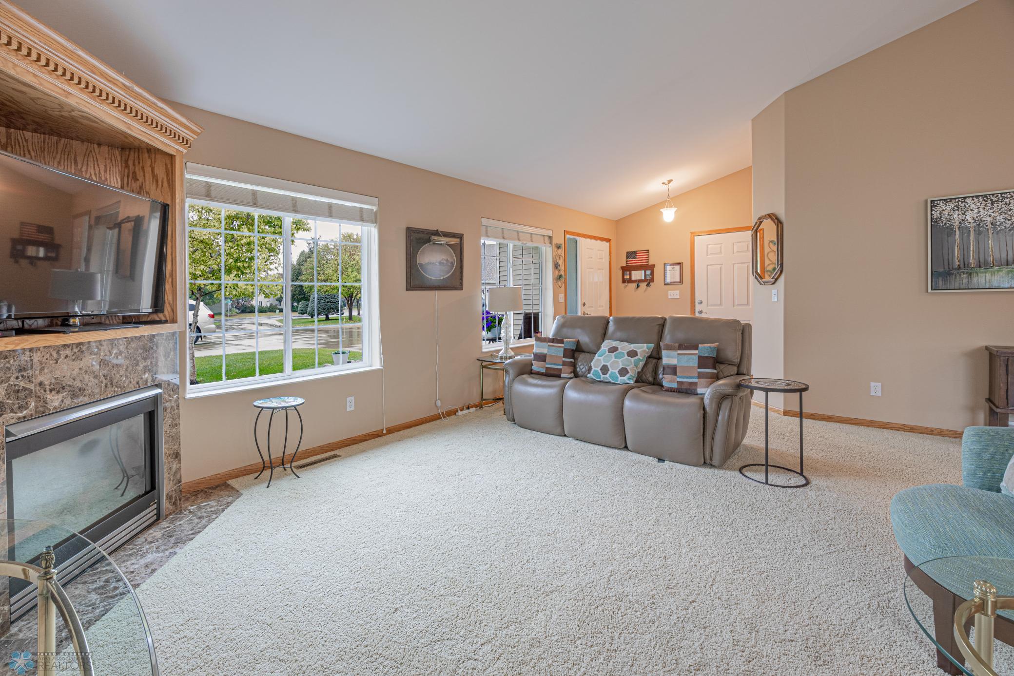 1312 34th Street Cir S, Moorhead, MN 56560-22 (1).jpg