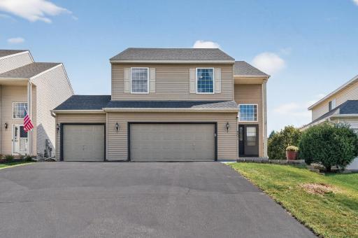 Photo for 8471 Savanna Oaks Lane, Saint Paul, MN 55125 - listing #6787810 8471 Savanna Oaks Lane, Saint Paul, MN 55125