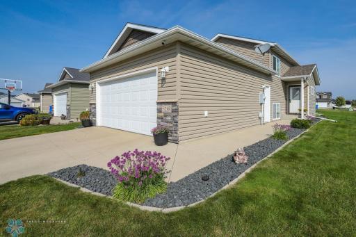 6288 35th Street S, Fargo, ND 58104
