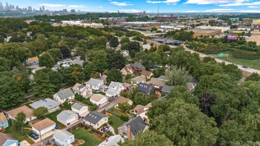 515 Raymond Avenue, Saint Paul, MN 55104
