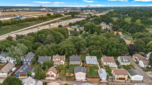 515 Raymond Avenue, Saint Paul, MN 55104