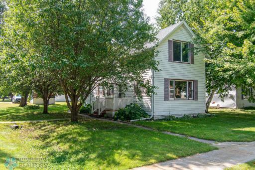 40 3rd Avenue N, Kindred, ND 58051