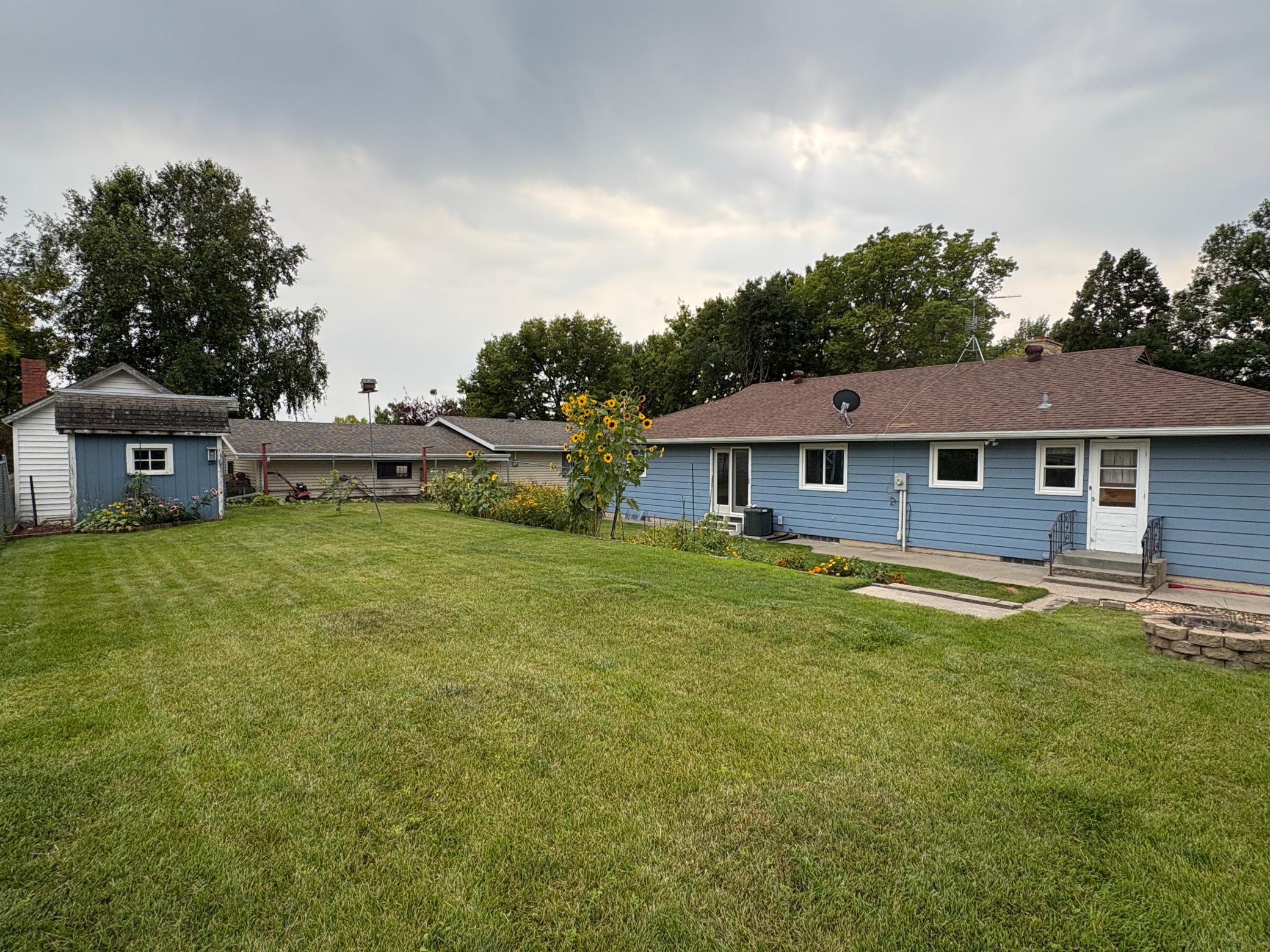 Large 112 X 70 Foot Lot.JPG
