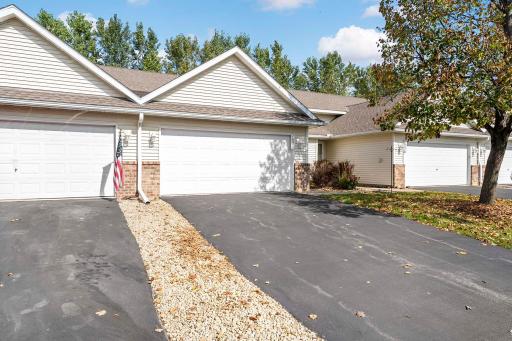20048 Cabrilla Way Farmington MN_0011.jpg