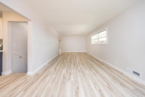 701 Vincent Avenue N, Minneapolis, MN 55411