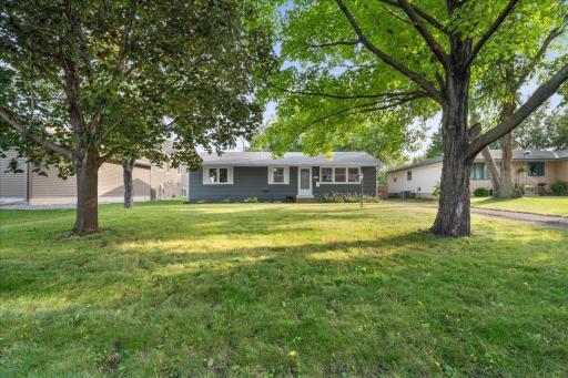 403 13th Street W, Hastings, MN 55033