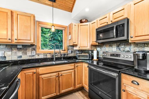 4074 County Road 13, Barnum, MN 55707