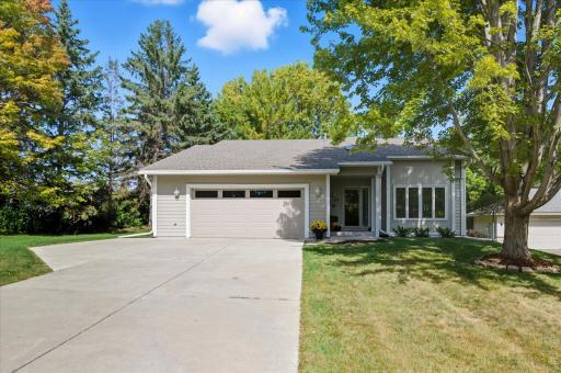 Welcome to this spectacular home in a prime West Bloomington neighborhood. Nestled on a superb private lot at the end of a cul-de-sac. Newer concrete driveway and new roof 2021.
