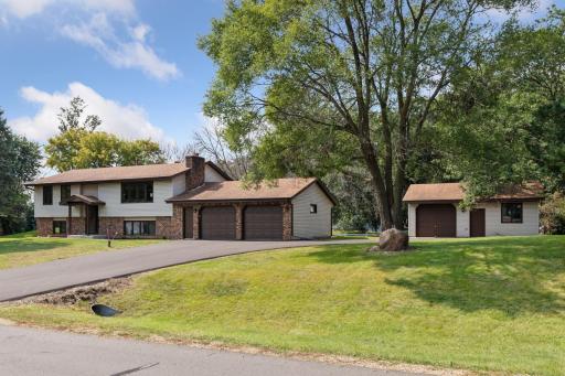 16910 W Side Drive, Prior Lake, MN 55372