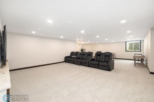 6023 Wildflower Drive S, Fargo, ND 58104